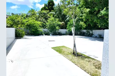 580 NW 34th St #5, Miami, FL 33127 - Photo 15
