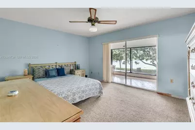 7200 S Miami Lakeway S, Miami Lakes, FL 33014 - Photo 15