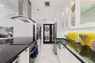 1008 Moffett St, Hallandale Beach, FL 33009 - Photo 17