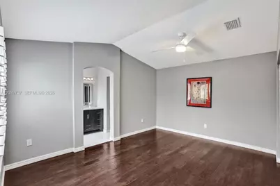 1620 Weeping Willow Way, Hollywood, FL 33019 - Photo 29