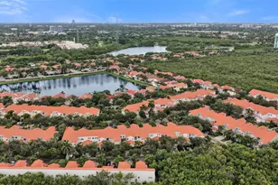1620 Weeping Willow Way, Hollywood, FL 33019 - Photo 53