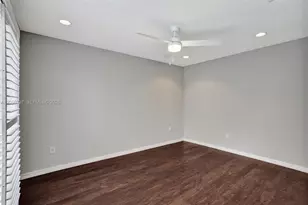 1620 Weeping Willow Way, Hollywood, FL 33019 - Photo 21