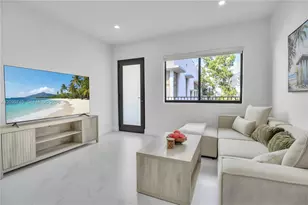 944 Jefferson Ave, Miami Beach, FL 33139 - Photo 1