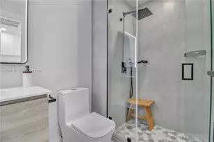 944 Jefferson Ave, Miami Beach, FL 33139 - Photo 9