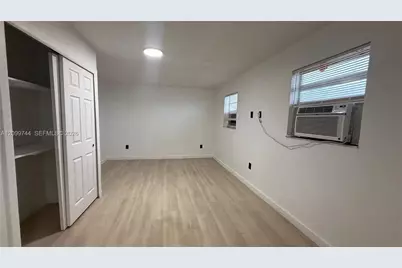 12215 W Dixie Hwy #308, North Miami, FL 33161 - Photo 5