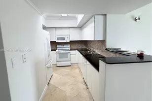 16699 Collins Ave, Sunny Isles Beach, FL 33160 - Photo 3