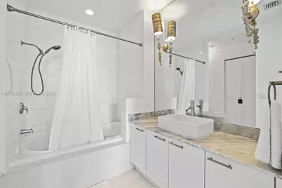 2001 Meridian Ave #506, Miami Beach, FL 33139 - Photo 21