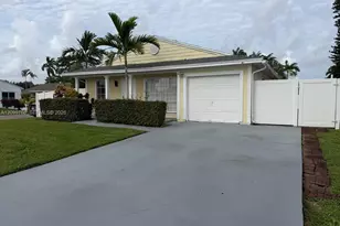 8289 Barnyard Way, Boca Raton, FL 33433 - Photo 3