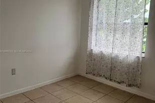 2091 W 54th Terrace, Hialeah, FL 33016 - Photo 3