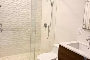 90 Edgewater Dr, Coral Gables, FL 33133 - Photo 21