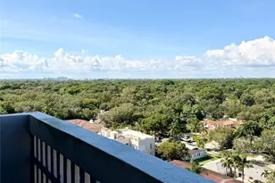 90 Edgewater Dr, Coral Gables, FL 33133 - Photo 25