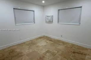 117 Carlisle Dr, Miami Springs, FL 33166 - Photo 11