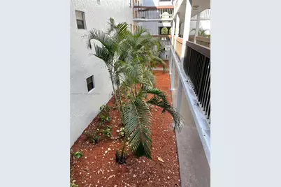1750 N Congress Ave #401, West Palm Beach, FL 33401 - Photo 9