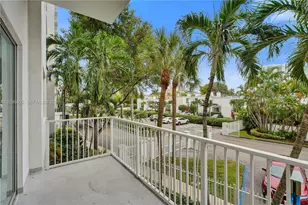 2851 NE 183rd St, Aventura, FL 33160 - Photo 29