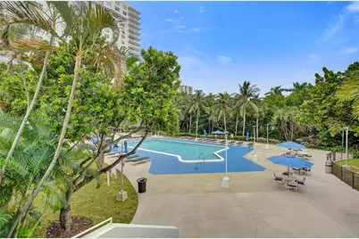 2851 NE 183rd St #211E, Aventura, FL 33160 - Photo 47