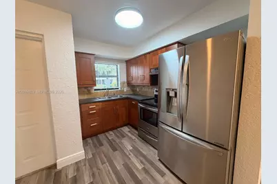 1959 SE 3rd St #C, Deerfield Beach, FL 33441 - Photo 3