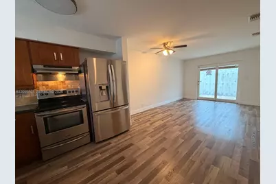 1959 SE 3rd St #C, Deerfield Beach, FL 33441 - Photo 5