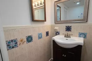 1959 SE 3rd St, Deerfield Beach, FL 33441 - Photo 15