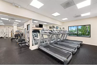2333 Brickell Ave #1909, Miami, FL 33129 - Photo 19