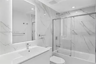 1170 E Hallandale Beach Blvd, Hallandale Beach, FL 33009 - Photo 17