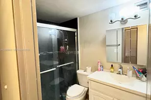 999 Brickell Bay Dr, Miami, FL 33131 - Photo 27