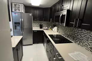 999 Brickell Bay Dr, Miami, FL 33131 - Photo 3