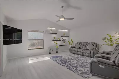 4118 NW 69th Ter, Coral Springs, FL 33065 - Photo 11
