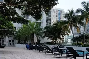 1050 Brickell Ave, Miami, FL 33131 - Photo 17