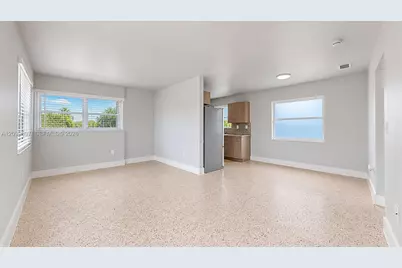 2450 NW 11th St #2450, Miami, FL 33125 - Photo 9