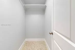2450 NW 11th St, Miami, FL 33125 - Photo 41