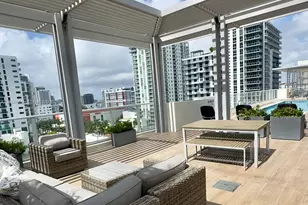 321 NE 26th St, Miami, FL 33137 - Photo 9