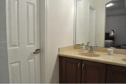 7940 NW 108th Pl #7940, Doral, FL 33178 - Photo 21