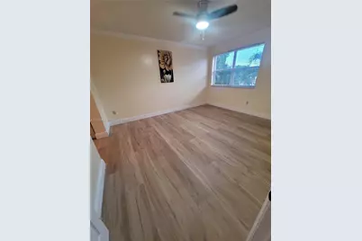 12060 NW 13th St, Pembroke Pines, FL 33026 - Photo 17