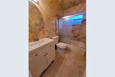 12060 NW 13th St, Pembroke Pines, FL 33026 - Photo 15