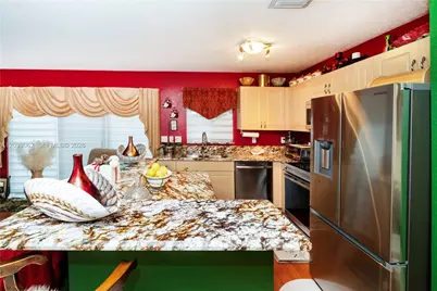 8564 SW 23rd Ct, Miramar, FL 33025 - Photo 9