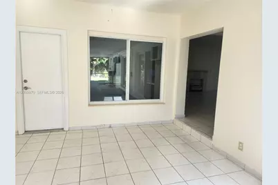 12000 NE 10th Ave, Biscayne Park, FL 33161 - Photo 9