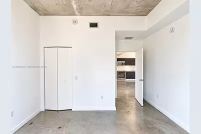 151 SE 1st St #1202, Miami, FL 33131 - Photo 5