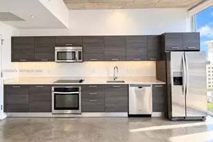 151 SE 1st St, Miami, FL 33131 - Photo 9