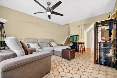 2109 NW 59th Ter #61-A, Lauderhill, FL 33313 - Photo 9
