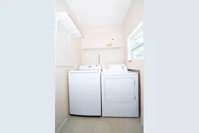 16990 NE 5th Ct #2, North Miami Beach, FL 33162 - Photo 17
