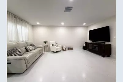 9030 SW 143rd Ave, Miami, FL 33186 - Photo 11
