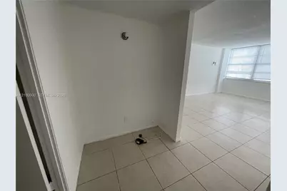 18061 Biscayne Blvd #1804, Aventura, FL 33160 - Photo 23