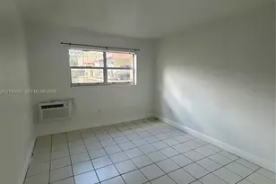 2441 NW 13th St, Miami, FL 33125 - Photo 17