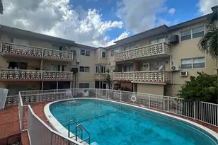 2441 NW 13th St, Miami, FL 33125 - Photo 5