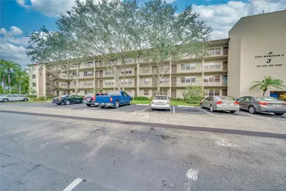101 SW 132nd Way #104J, Pembroke Pines, FL 33027 - Photo 7