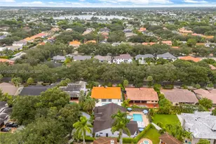 16583 NW 83rd Pl, Miami Lakes, FL 33016 - Photo 41