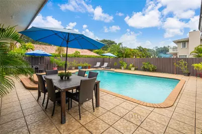 16583 NW 83rd Pl, Miami Lakes, FL 33016 - Photo 33