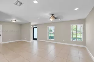 12010 SW 107th St, Miami, FL 33186 - Photo 13