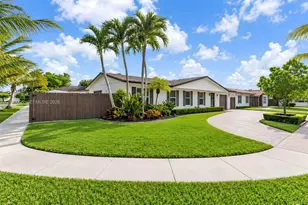 12010 SW 107th St, Miami, FL 33186 - Photo 5