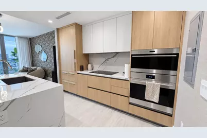 2411 Laguna Cir #1410, North Miami, FL 33181 - Photo 3